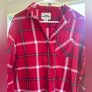 Northeast Outfitters M red white black flannel
